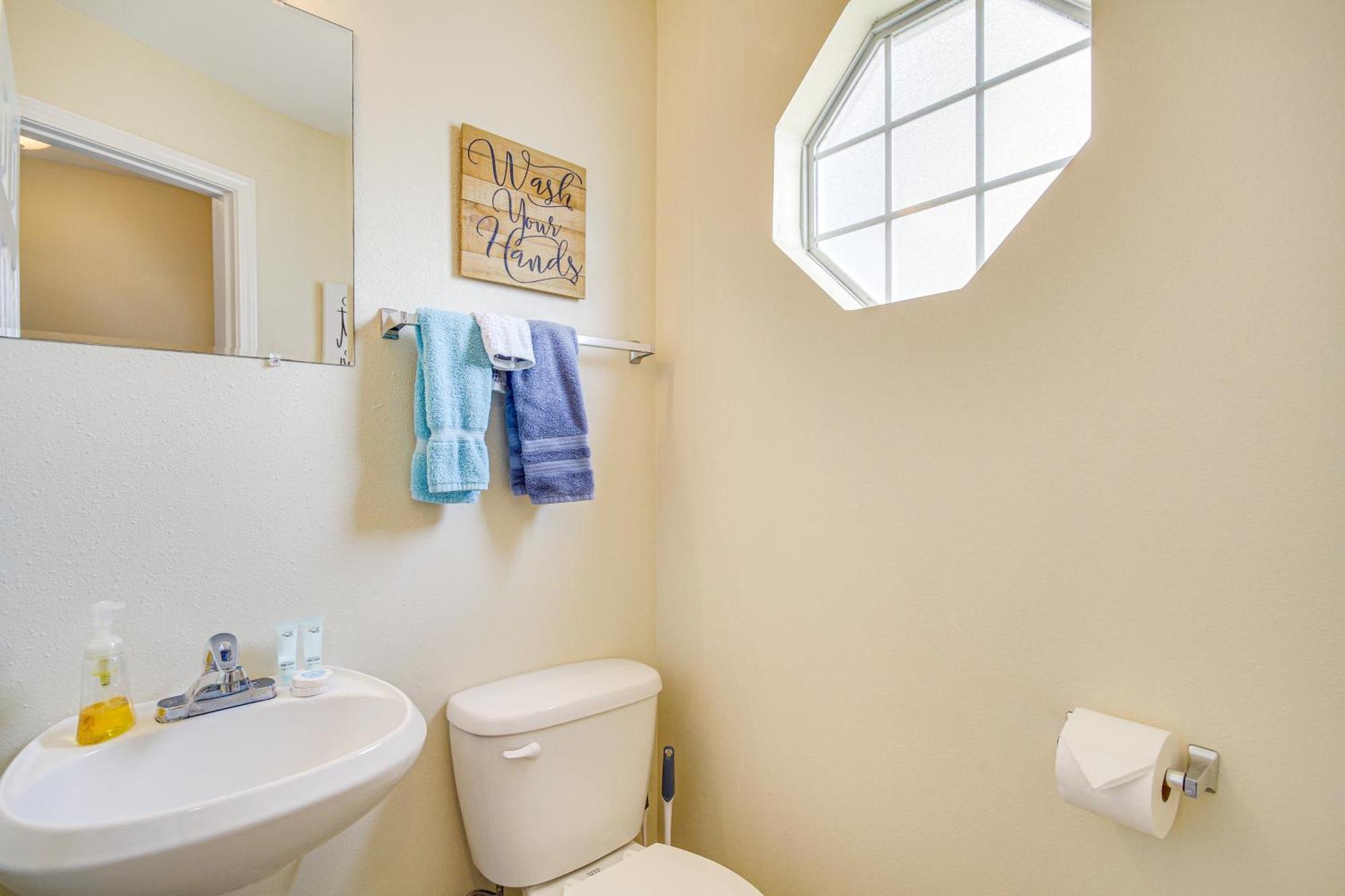 Airy Biloxi Condo With Patio Walk To Beach! Extérieur photo