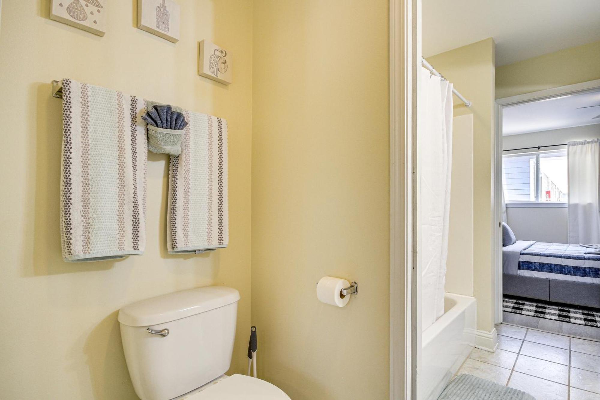 Airy Biloxi Condo With Patio Walk To Beach! Extérieur photo
